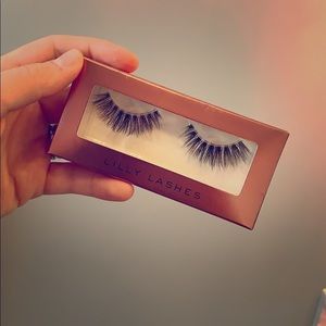 Lilly Lashes 🖤